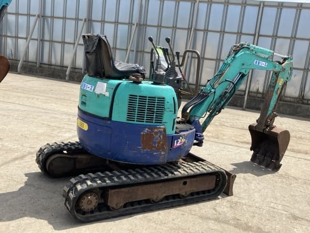 MINI EXCAVATOR — Auction (lot 8456-93)