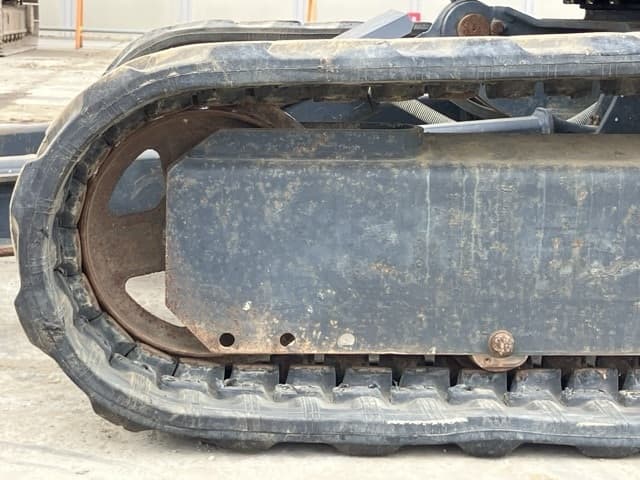 MINI EXCAVATOR — Auction (lot 8456-96)