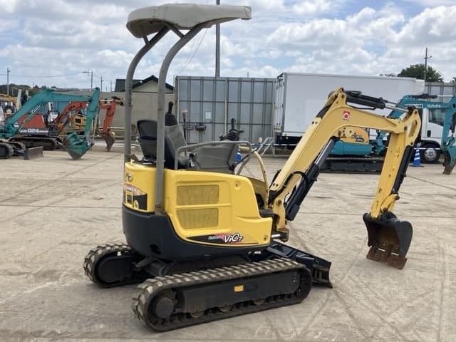 MINI EXCAVATOR — Auction (lot 8456-97)