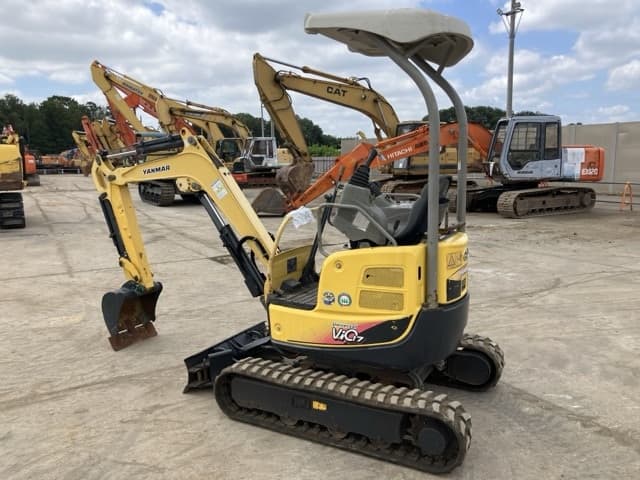 MINI EXCAVATOR — Auction (lot 8456-97)