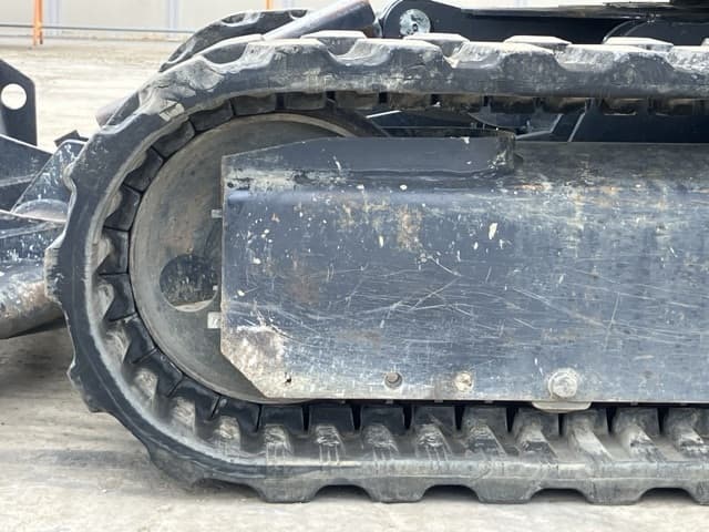 MINI EXCAVATOR — Auction (lot 8456-98)