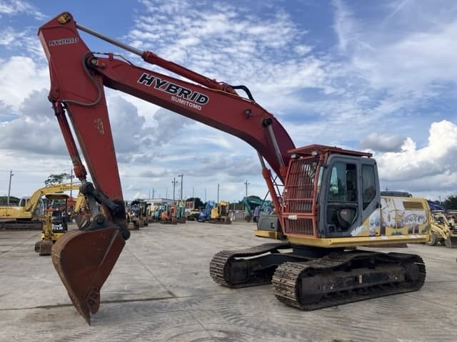 EXCAVATOR — Auction (lot 8457-1)