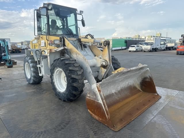 WHEEL LOADER — Auction (lot 8457-10003)
