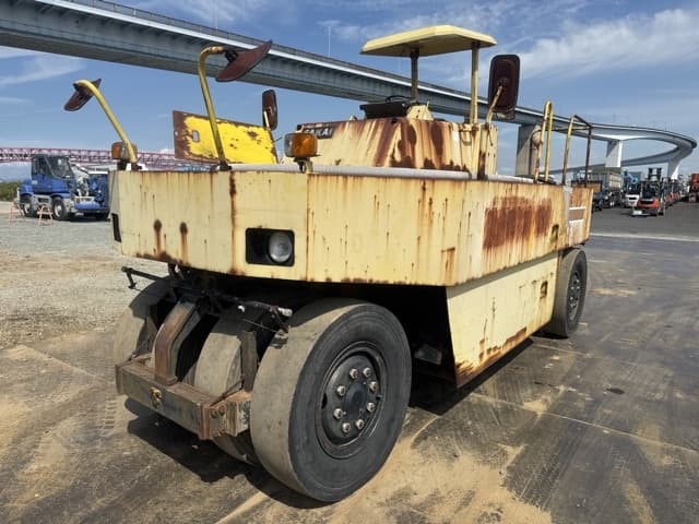 Tire Roller — Auction (lot 8457-10009)