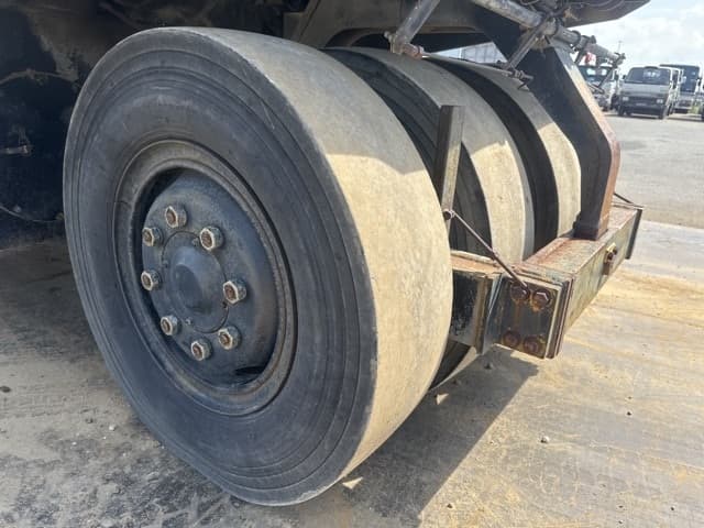 Tire Roller — Auction (lot 8457-10009)