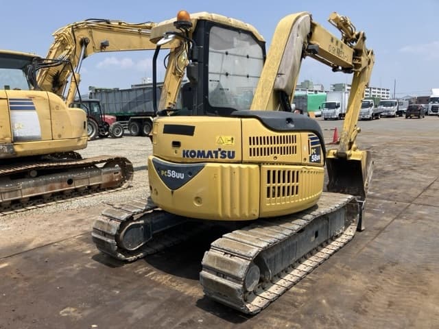 MINI EXCAVATOR — Auction (lot 8457-10014)