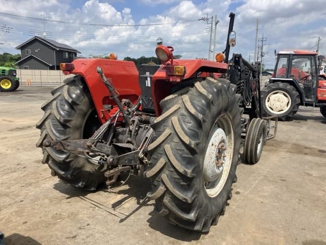 Tractor — Auction (lot 8457-1002)