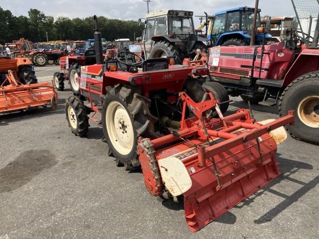 Tractor — Auction (lot 8457-1029)