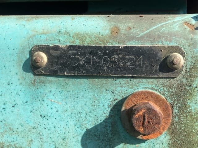 MINI EXCAVATOR — Auction (lot 8457-103)