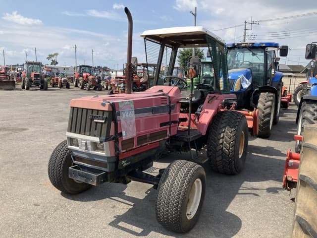 Tractor — Auction (lot 8457-1030)