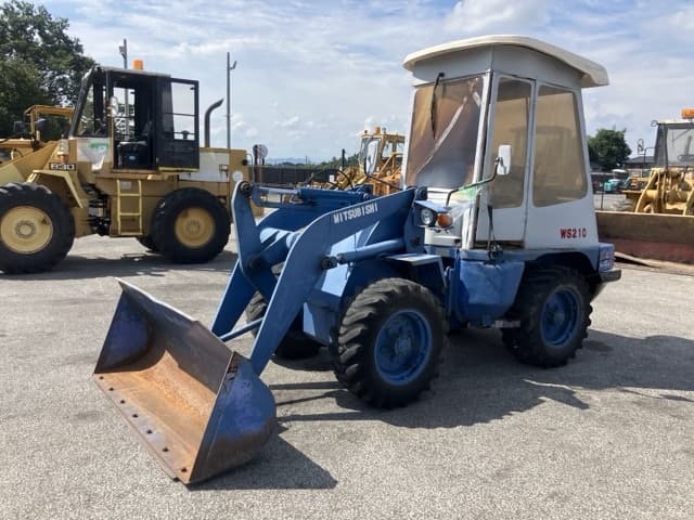 MINI WHEEL LOADER — Auction (lot 8457-104)