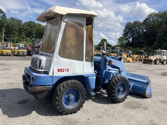 MINI WHEEL LOADER — Auction (lot 8457-104)