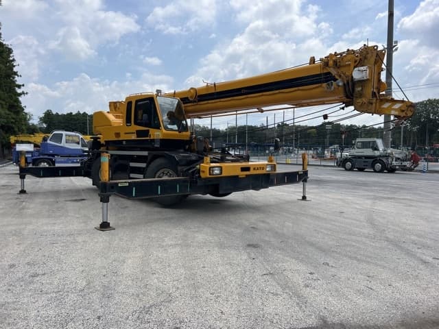 Rough Terrain Crane — Auction (lot 8457-105)