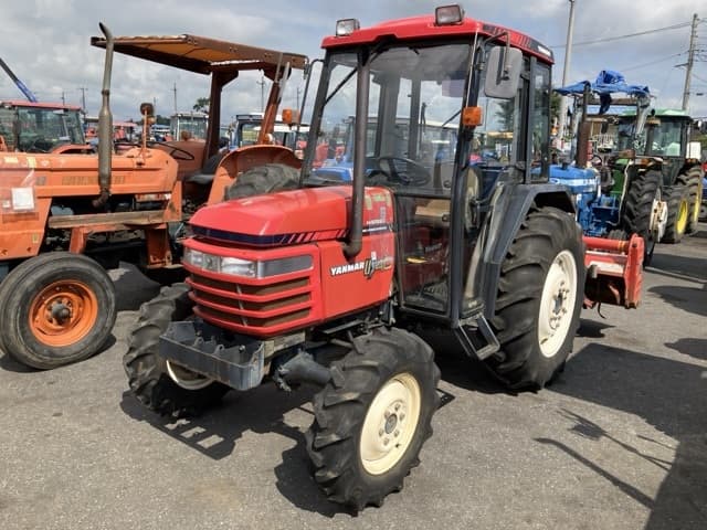 Tractor — Auction (lot 8457-1054)