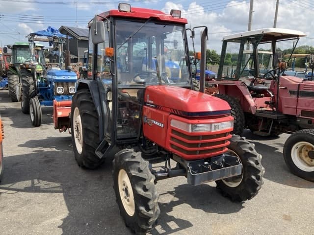Tractor — Auction (lot 8457-1054)
