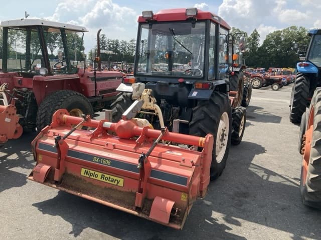 Tractor — Auction (lot 8457-1054)