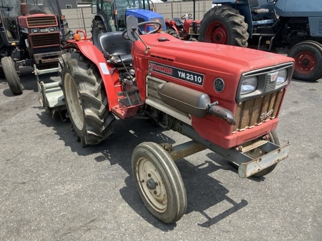 Tractor — Auction (lot 8457-1057)