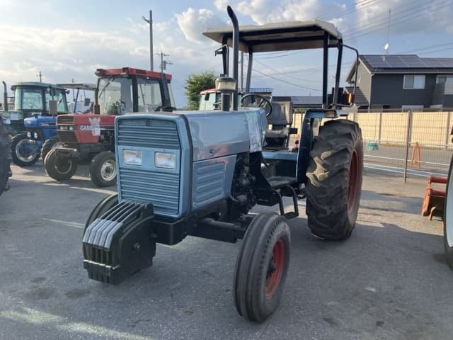Tractor — Auction (lot 8457-1058)