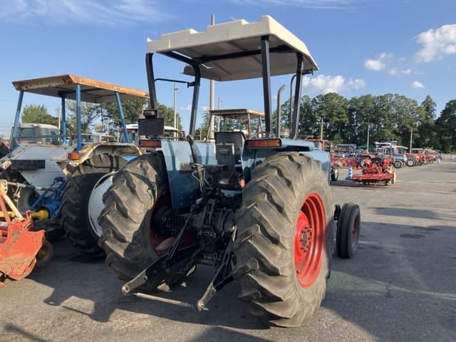 Tractor — Auction (lot 8457-1058)