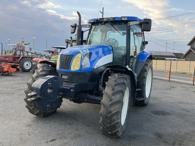 Tractor — Auction (lot 8457-1060)
