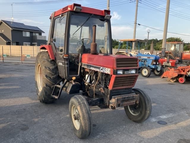Tractor — Auction (lot 8457-1062)