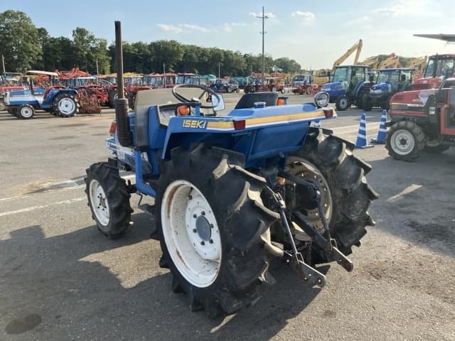 Tractor — Auction (lot 8457-1066)
