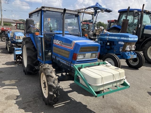 Tractor — Auction (lot 8457-1075)