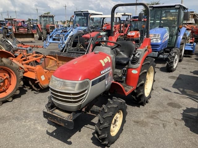 Tractor — Auction (lot 8457-1076)