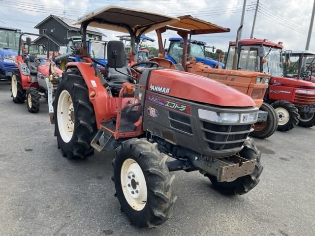 Tractor — Auction (lot 8457-1077)