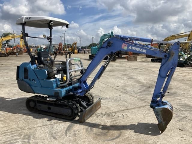 MINI EXCAVATOR — Auction (lot 8457-108)
