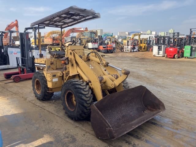 MINI WHEEL LOADER — Auction (lot 8457-10802)