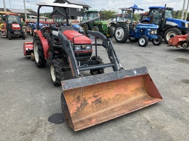 Tractor — Auction (lot 8457-1082)