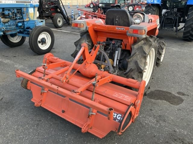 Tractor — Auction (lot 8457-1087)