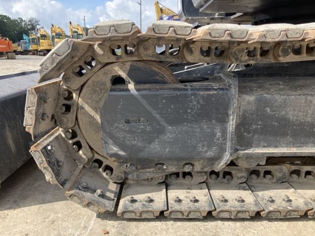 EXCAVATOR — Auction (lot 8457-109)