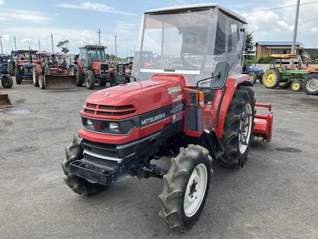 Tractor — Auction (lot 8457-1103)