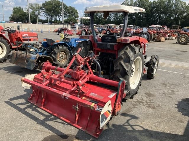 Tractor — Auction (lot 8457-1107)