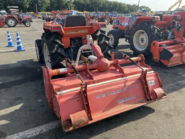 Tractor — Auction (lot 8457-1109)