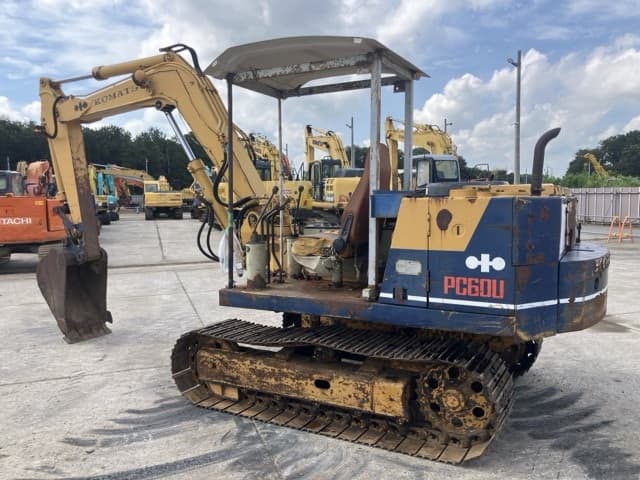 EXCAVATOR — Auction (lot 8457-111)