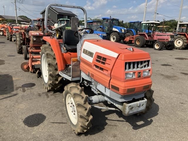 Tractor — Auction (lot 8457-1116)