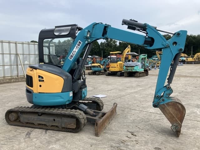 MINI EXCAVATOR — Auction (lot 8457-112)