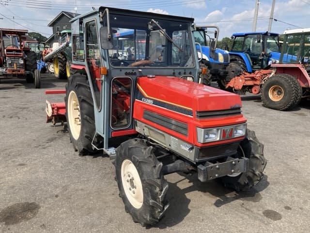 Tractor — Auction (lot 8457-1123)