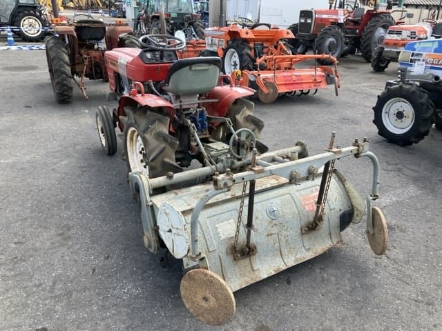 Tractor — Auction (lot 8457-1125)