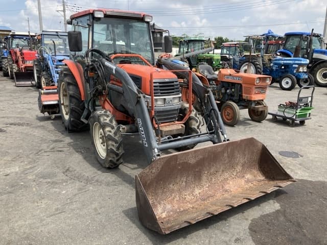 Tractor — Auction (lot 8457-1126)