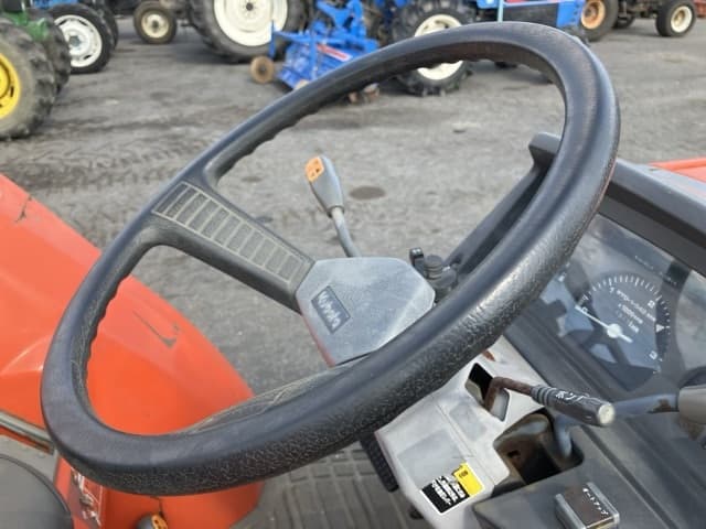 Tractor — Auction (lot 8457-1127)