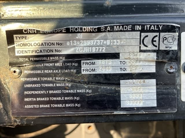 Tractor — Auction (lot 8457-1134)