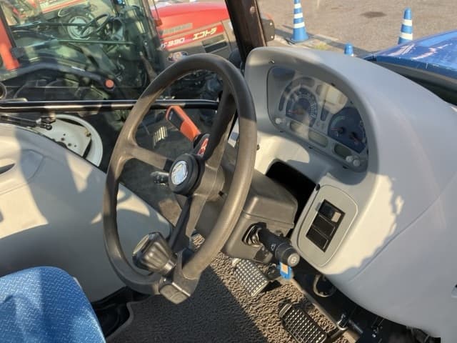 Tractor — Auction (lot 8457-1134)