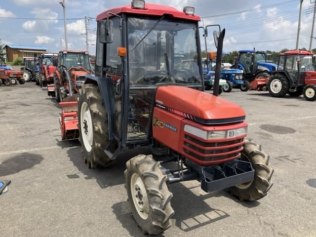 Tractor — Auction (lot 8457-1140)