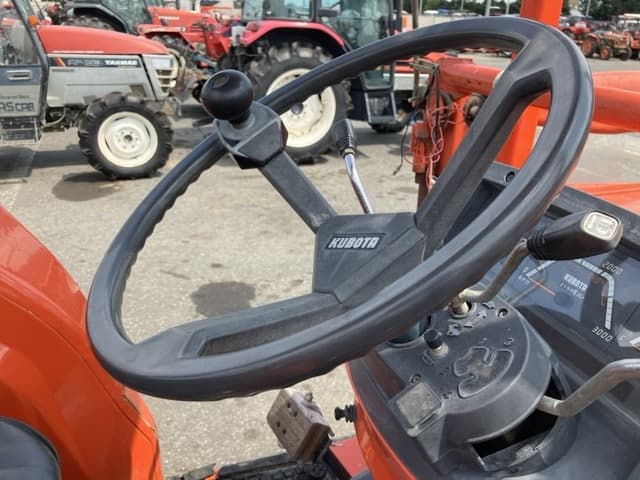 Tractor — Auction (lot 8457-1142)