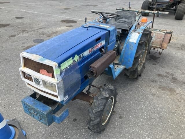 Tractor — Auction (lot 8457-1143)
