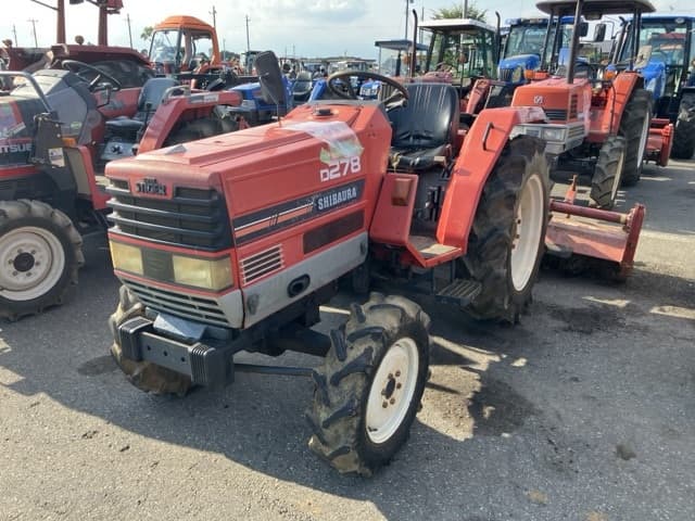 Tractor — Auction (lot 8457-1144)